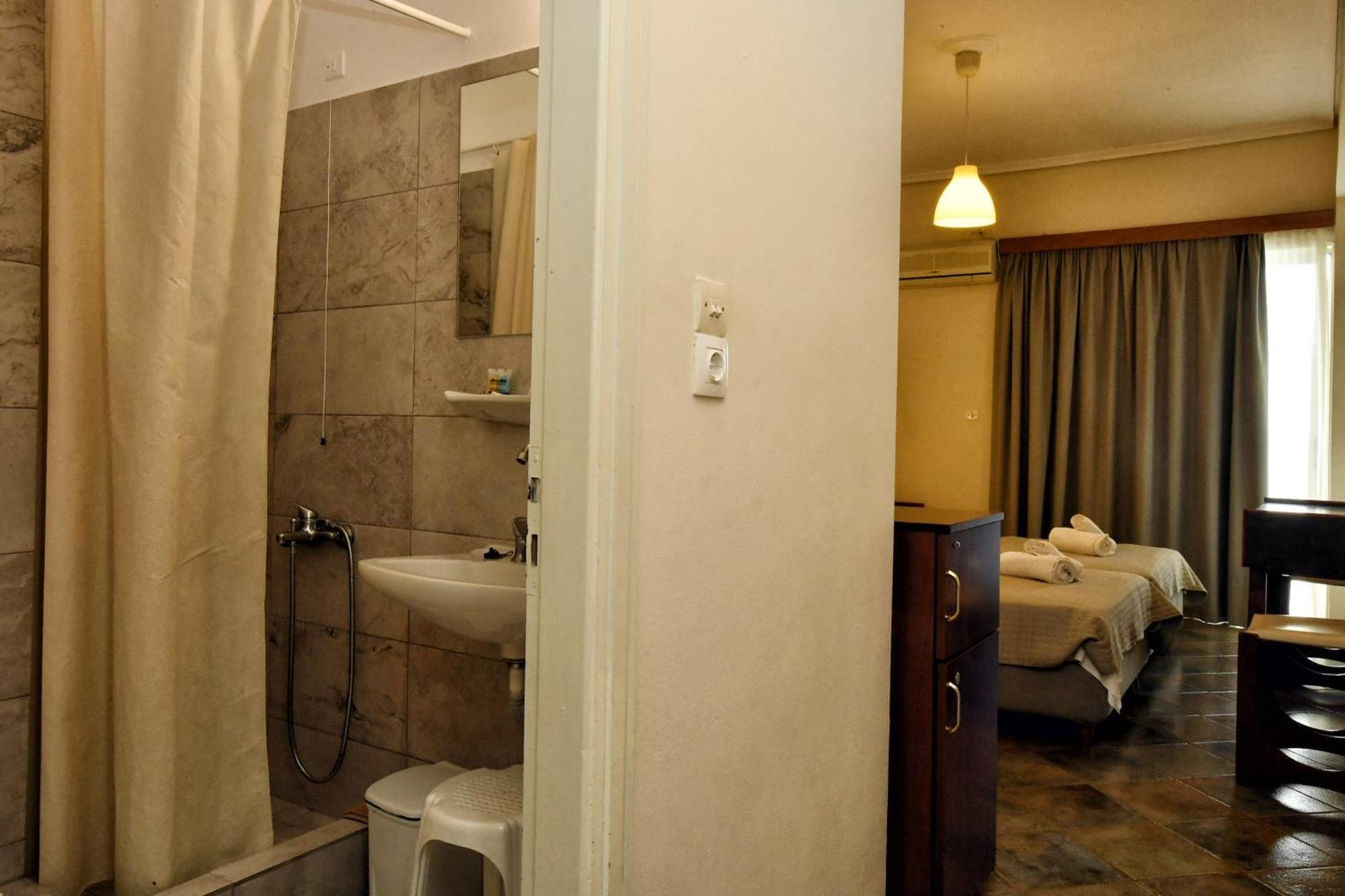 Siagas Beach Hotel Агиои Теодорои Экстерьер фото