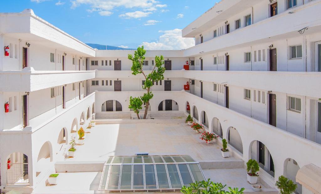 Siagas Beach Hotel Агиои Теодорои Экстерьер фото